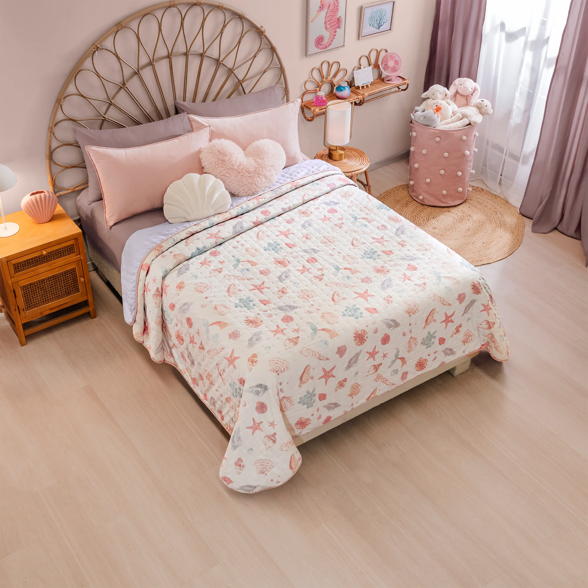 Coral Novo Comforter