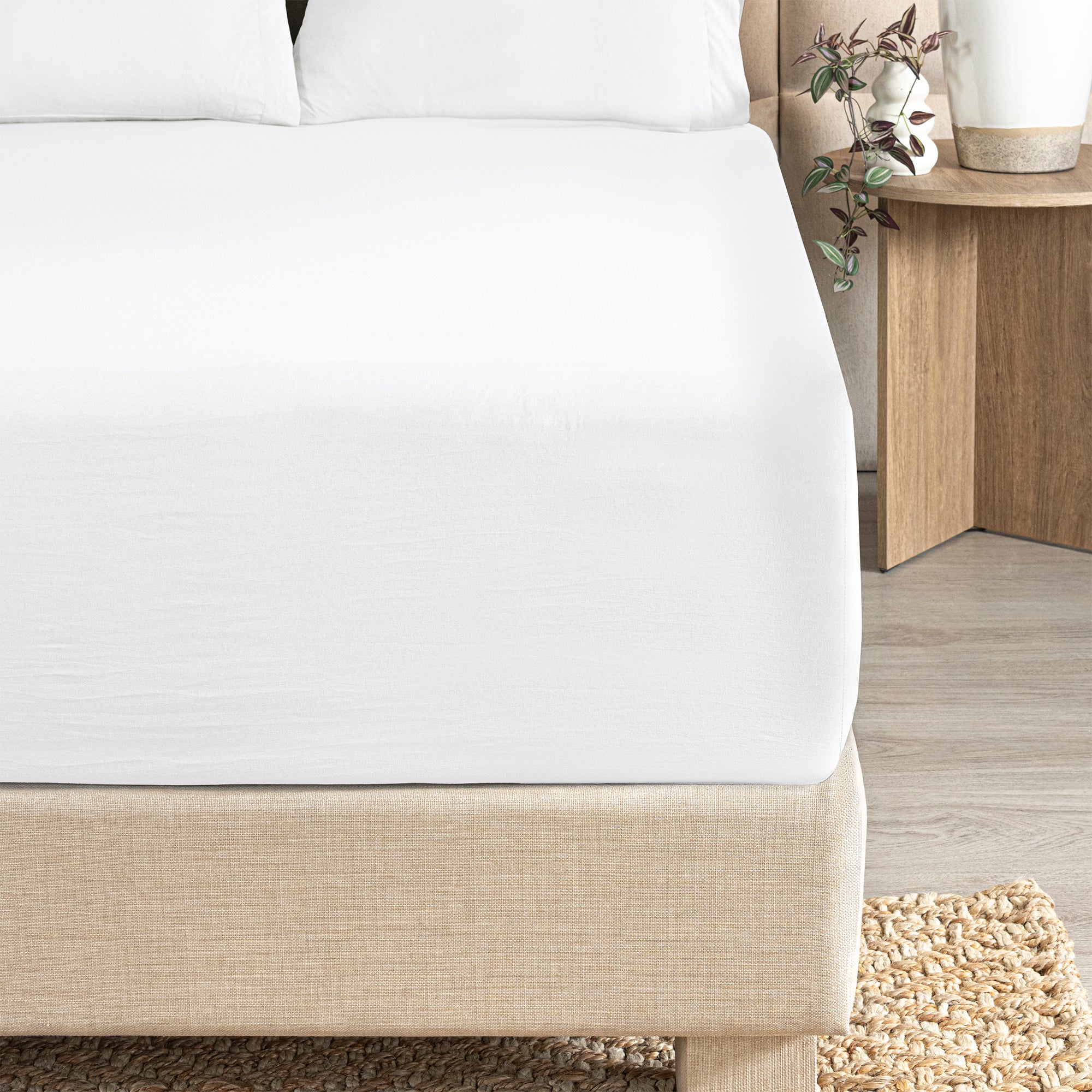 Viasoft Washed White Sheets