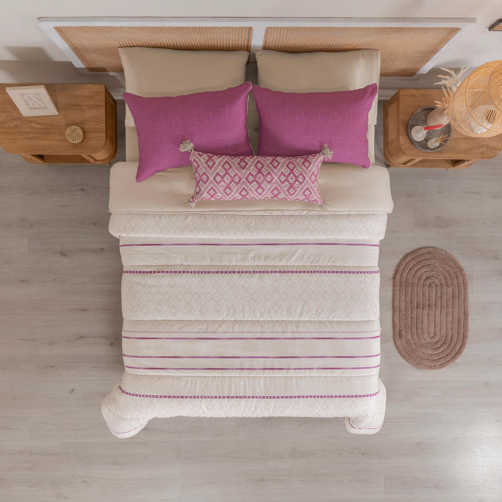 Cholula Comforter Set
