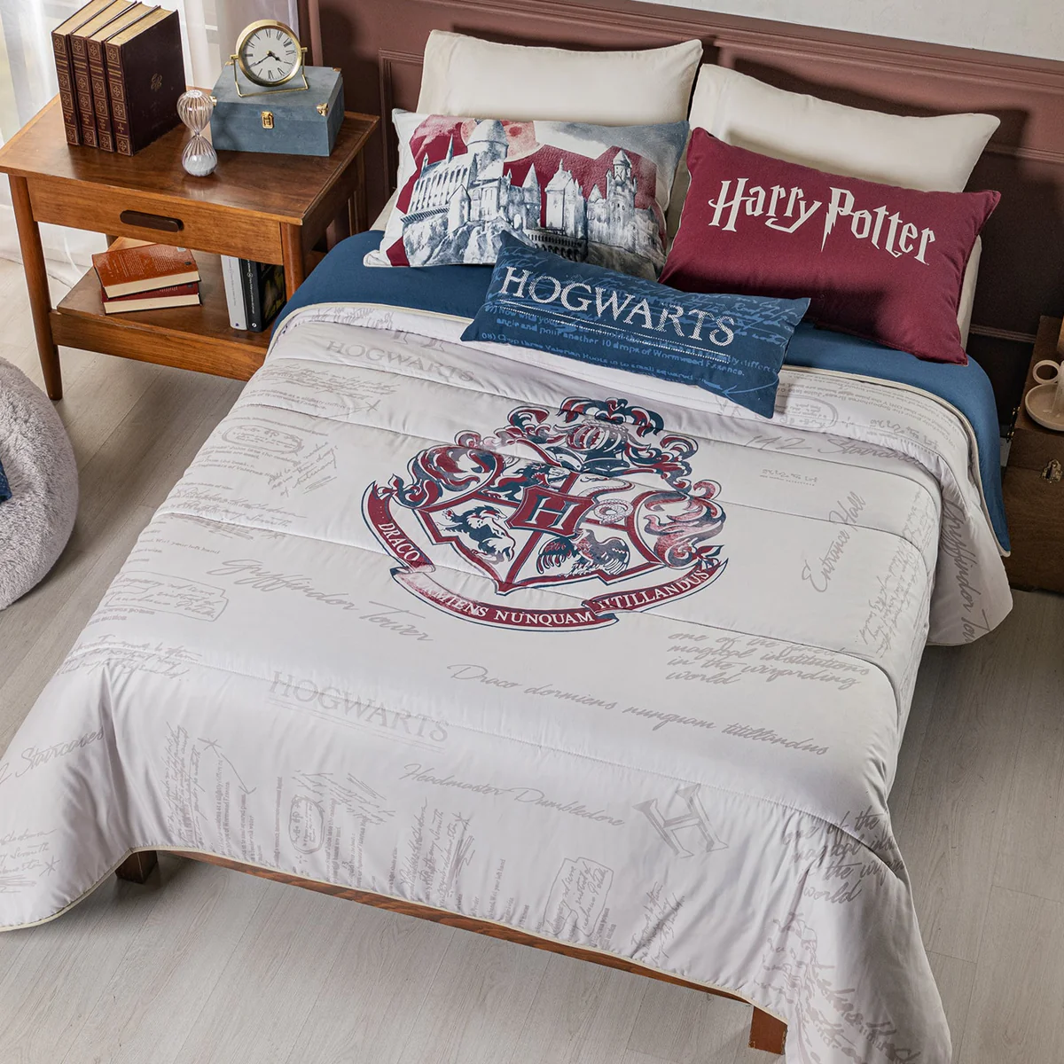 Hogwarts Comforter Set