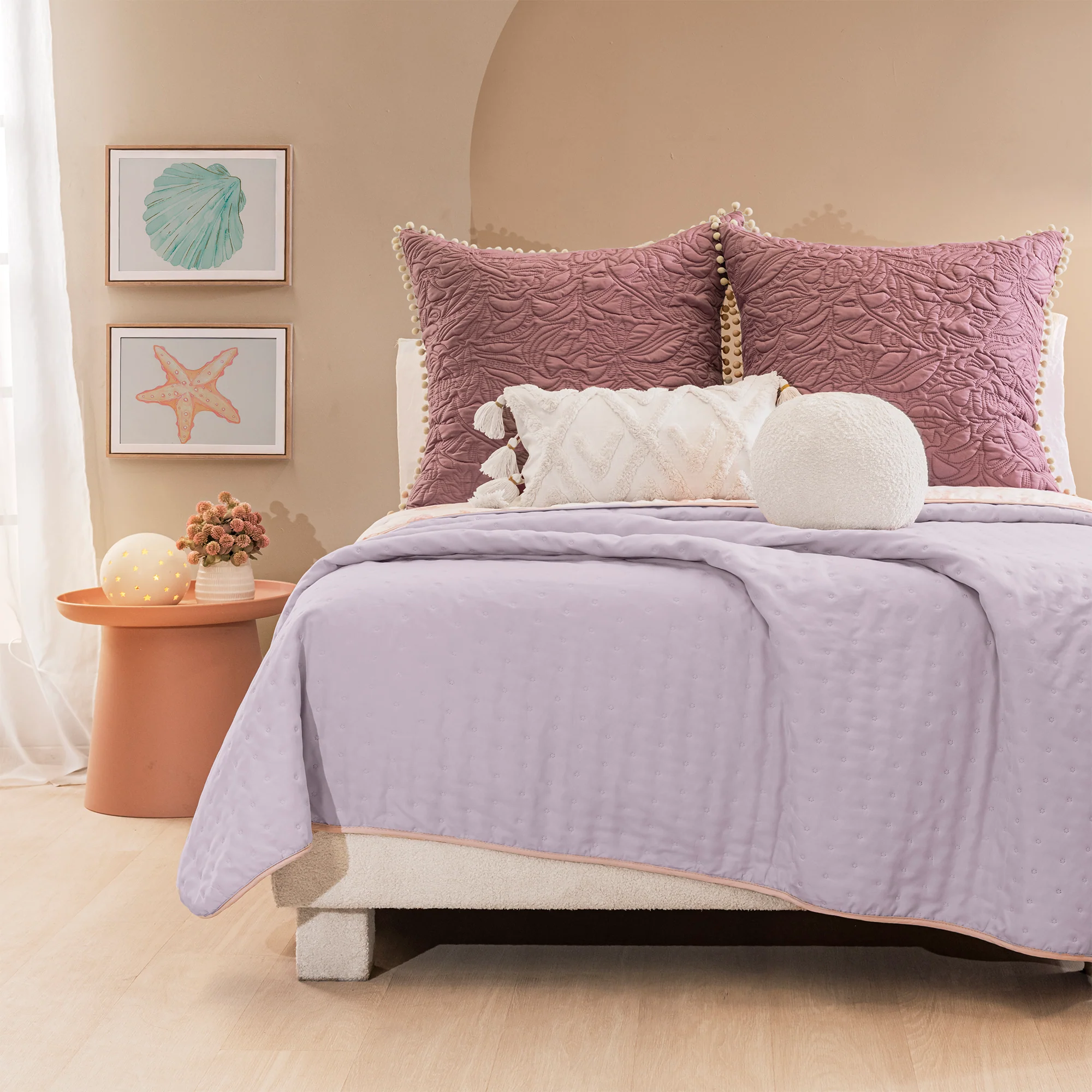 Coral Novo Comforter